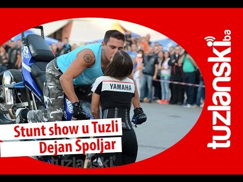 Stunt show u Tuzli: Pogledajte fascinantan nastup Dejana Špoljara na Trgu slobode (Tuzlanski.ba)