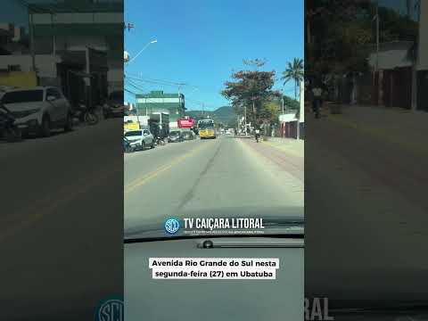 Avenida Rio Grande do Sul tem trânsito tranquilo nesta segunda-feira (27) em Ubatuba