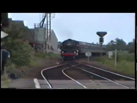 4MT 80080 'The Jolly Fisherman' Railtour seen at Sleaford 03/05/1993