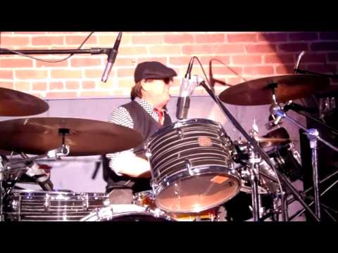 The Tubes - Prairie Prince drum solo - NYE 2012 @ George's