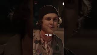 Download lagu Scouts Guide to the Zombie Apocalypse - Zombie sings Britney Spears scene mp3
