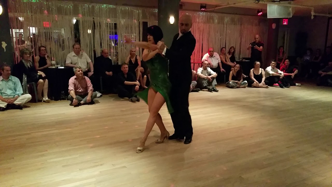 Argentine tango:Adriana Salgado & Orlando Reyes - Tango al reves