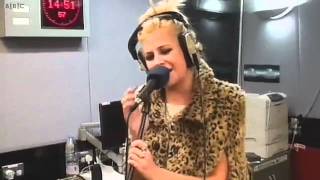 Pixie Lott - Broken Arrow @ BBC Radio One&#39;s Live Lounge (9th October 2010)