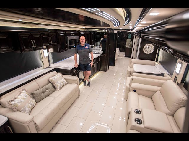 Preview image of 2022 Newmar London Aire 4579 (17N210884) youtube video