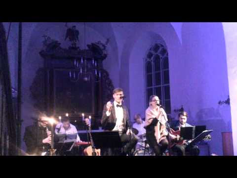 Karl-Erik Taukar  & Lenna Kuurmaa -  Väljas on külm sel ööl (Rakvere)