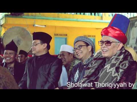 UST. LUKMAN NUR HAKIM - SHOLAWAT THORIQIYYAH BY TQN PP SURYALAYA