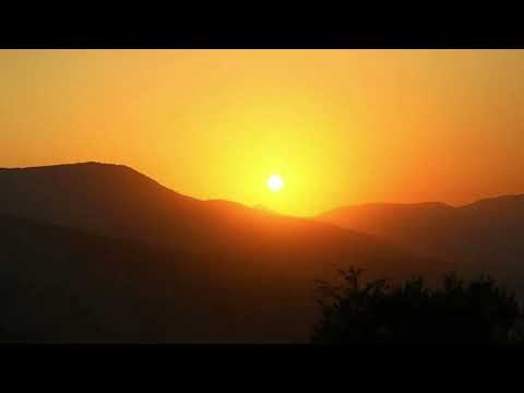 Cântare creștină cu versuri "Suflet pierdut..." - Mariana Someșan & Carmen