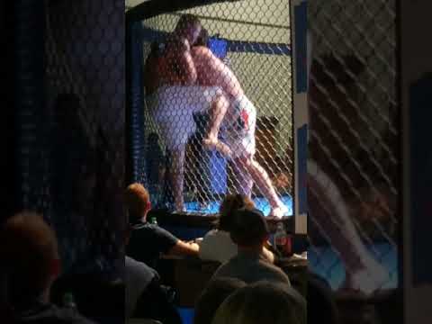 Tyler polito vs aaron lee ( round 1 )