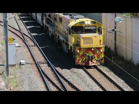 Trains through Tennyson 15th Sep 2021