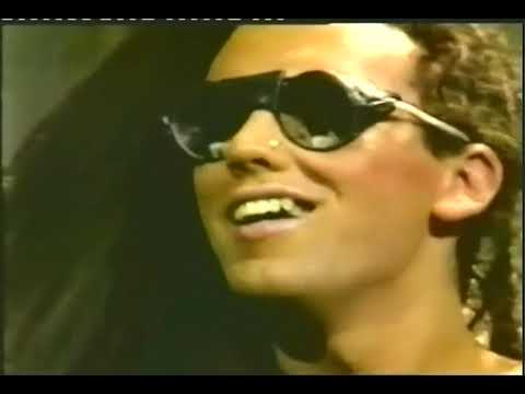 Pete burns (Dead Or Alive) TV interviews (1984-2010)