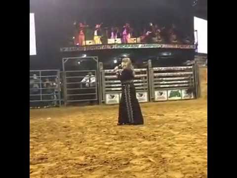 Yolanda del Rio Se quebranta con el tema Se me olvido Otra vez JG