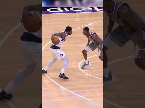 De'Aaron Fox destroyed Kyrie Irving in this possession ❌