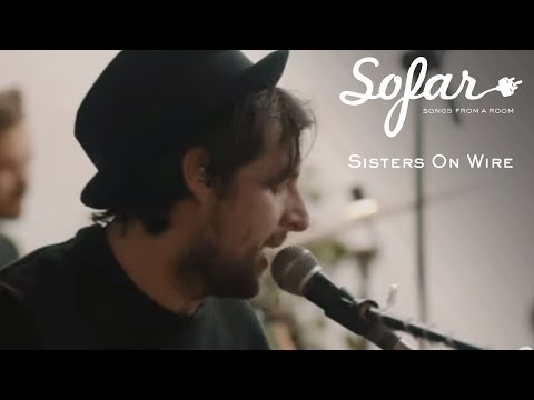 Sisters On Wire - Your Eyes | Sofar Vilnius