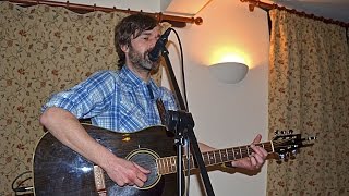 preview picture of video 'Mark Morris from the Bluetones performing Angel by Madonna, 6 March 2015, Llanymynech'