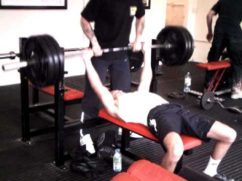 George William Lamb - 140kg bench press, 18 years old, @ 67kg bodyweight, RAW and NATURAL !!!