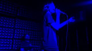 Polica - Tiff Live @ The Casbah