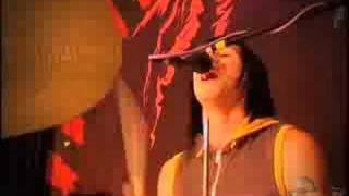 Family Force 5 Lose Urself on The Zone