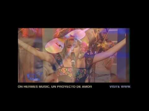 Mariachi 2000 y Aida Cuevas - Qué bonita es mi Tierra