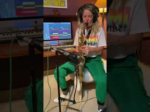 Lovely Laura & Ben Santiago - SAX JAM 1