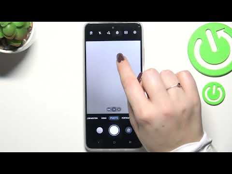 How to Set Camera Timer on Motorola Moto G (2025)
