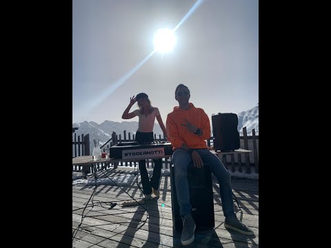 Music & Talk   Stockanotti & friends  Dj session on the Mountains #schneekarhuette #tirol #Zillertal