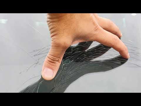 Schock Erlebnis auf der A8 Karlsruhe Stuttgart - Riesenstein von der Brücke