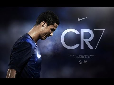 Ronaldo unboxes his new CR7 Galaxy Boots!