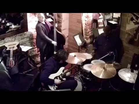 Yotam Silberstein Trio - Willow Weep For me Live at Mezzrow