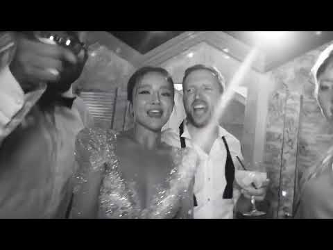 Dj Fabio Vuotto performing for an exclusive wedding event at "Il Riccio" in Capri - summer 2025