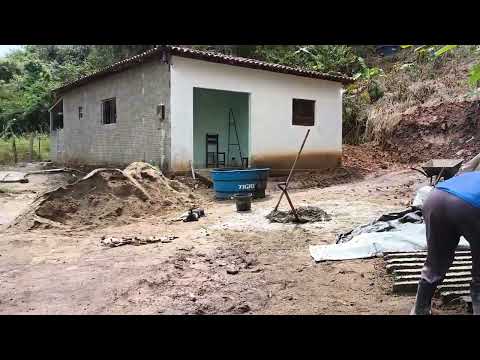 Visitando o trabalhadores que estão na construção de cisternas obra do governo federal  Matinhas pb