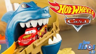 Hot Wheels Piste Requin Attaque Colour Shifters Flash McQueen Jouet Shark Attack Toy Review