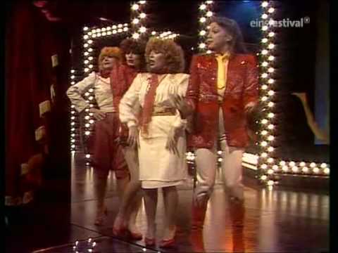 The Hornettes - Mannequin