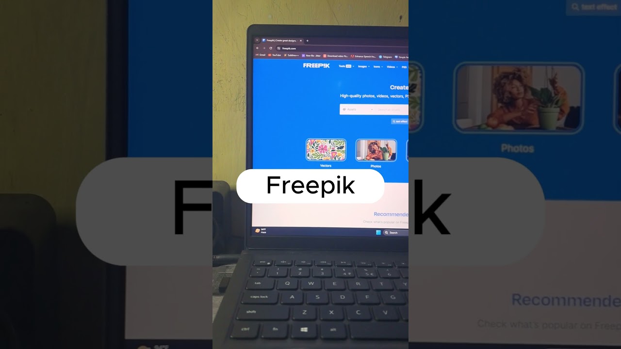 How to donwload PNG's & IMG's in one website for free?  #freepik #images #png #freedownload #shorts