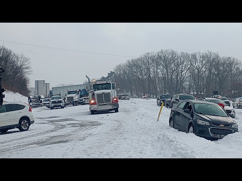 Massive pileup with 25 vehicles on I-79 in Pennsylvania