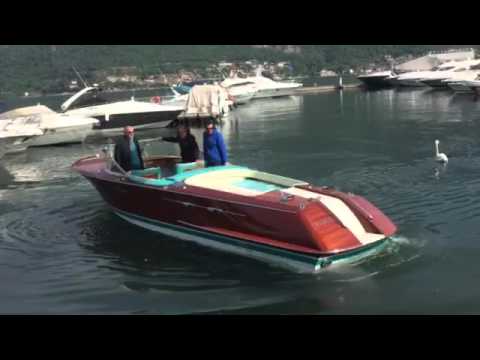 Here we are on a classic Riva Aquarama | Bellini Nautica