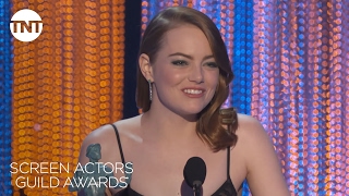 Emma Stone: Acceptance Speech. 23rd Annual SAG Awards (2017)