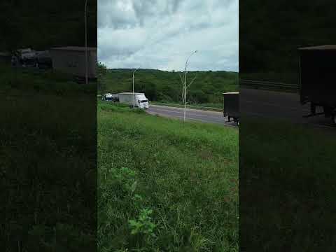 Região da da Bahia município de Candido Sales. vídeo um pouco diferente hoje divisa BAxMG 🛣️🛣️