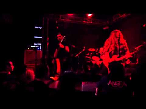 CAVINA - "Stolen / My World " Live at Manifesto Bar - São Paulo 25/10/2013