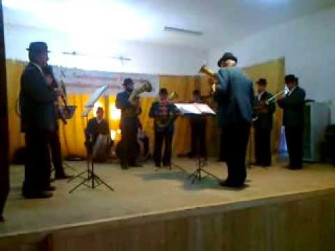 Homoródalmás fúvózenekara Szelídgesztenye fesztiválon Homoród karácsonyfalván 2013