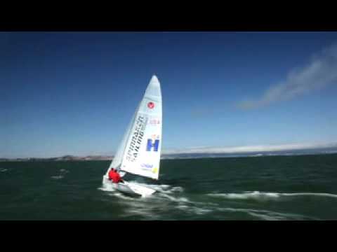 Reaching At 15 Knots on a Viper 640