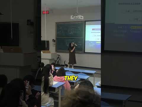 Kitty Came in Class Room 🥰