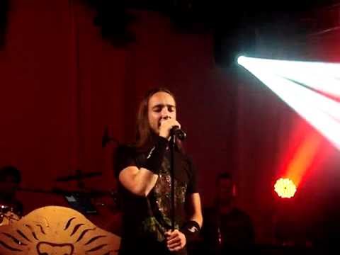 rocktigers fabian singt U2 2010-09-11 Neuhaus