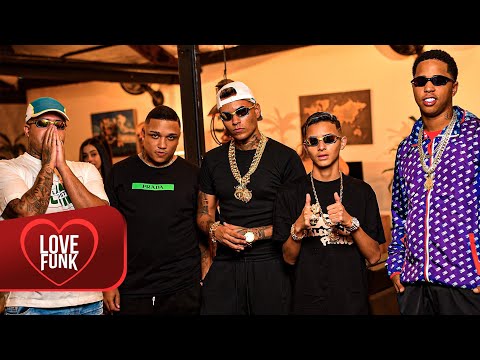 TRAJE DOS DRAKE - DJ GM, Gabb MC, MC Lemos, MC Vinny, MC Lele JP e MC Piedro (Vídeo Oficial)