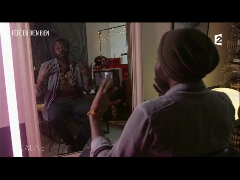 Alcaline, Le Sujet du 22/03 - Féfé de retour avec "Mauve"