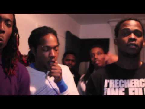 #FREESTYLEDUDIMANCHE  #5  MC FOXE - VATOS BUZZY WEAZY - HOOLI OUTLAW - LAFUZé - NIA -( #AUPIREDESK )