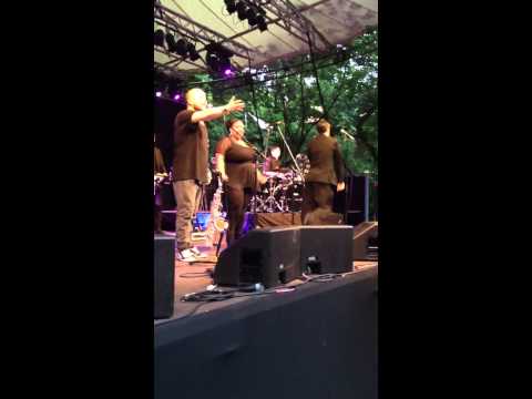 2012-06-21 Sam Sparro - Happiness (StuBru On The Rocks, Rivierenhof Antwerpen)