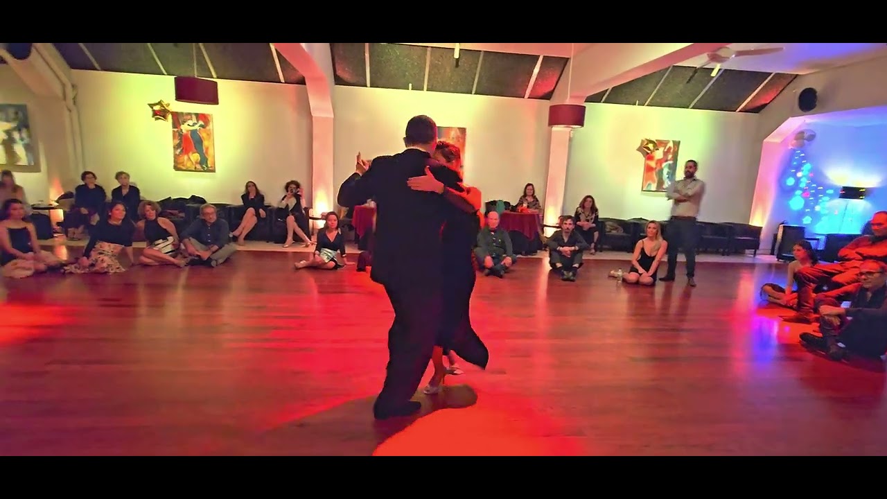 Claudio Hoffmann y Cinzia Lombardi no 2° New Year  - Porto Tango Meeting on 30/12/23 - 1/4
