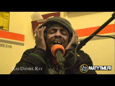 Ras Daniel Ray - Freestyle at PartyTime 2011