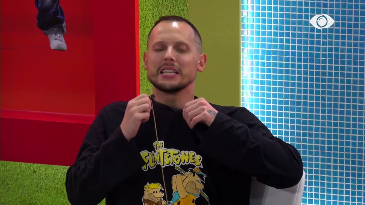 “Kur s’ke argumenta shko te Juli”/ Romeo për Gracianon: Lëre të flasë me murin