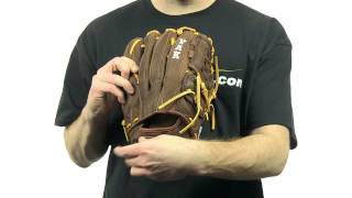 Video thumbnail: Wilson Pro Soft Yak Series: FP125 Fastpitch